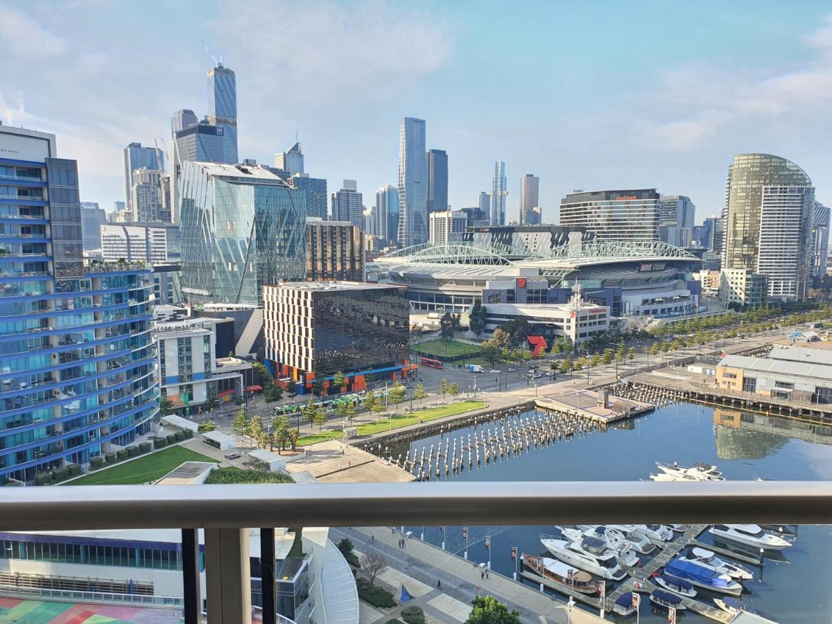 Harbour Escape Apartments Docklands Мельбурн Экстерьер фото