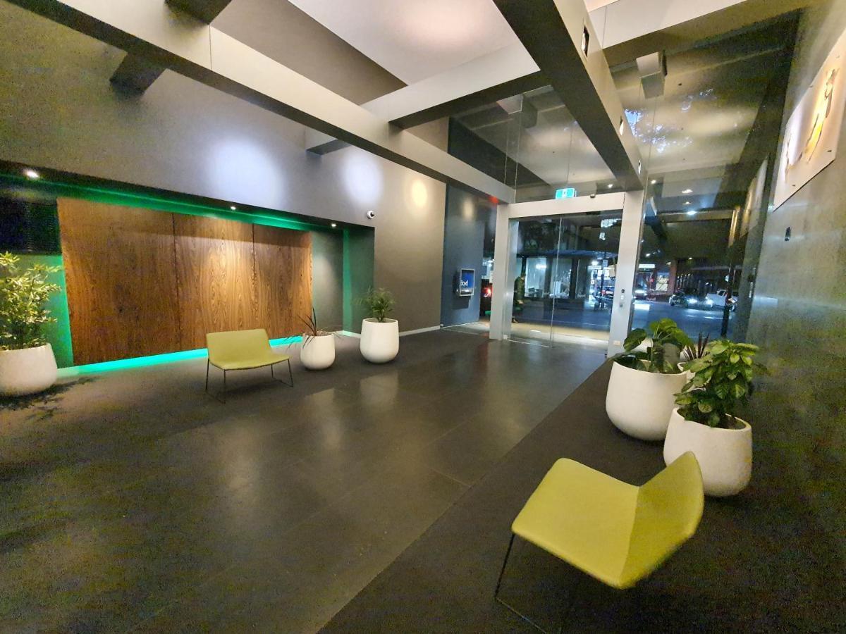Harbour Escape Apartments Docklands Мельбурн Экстерьер фото