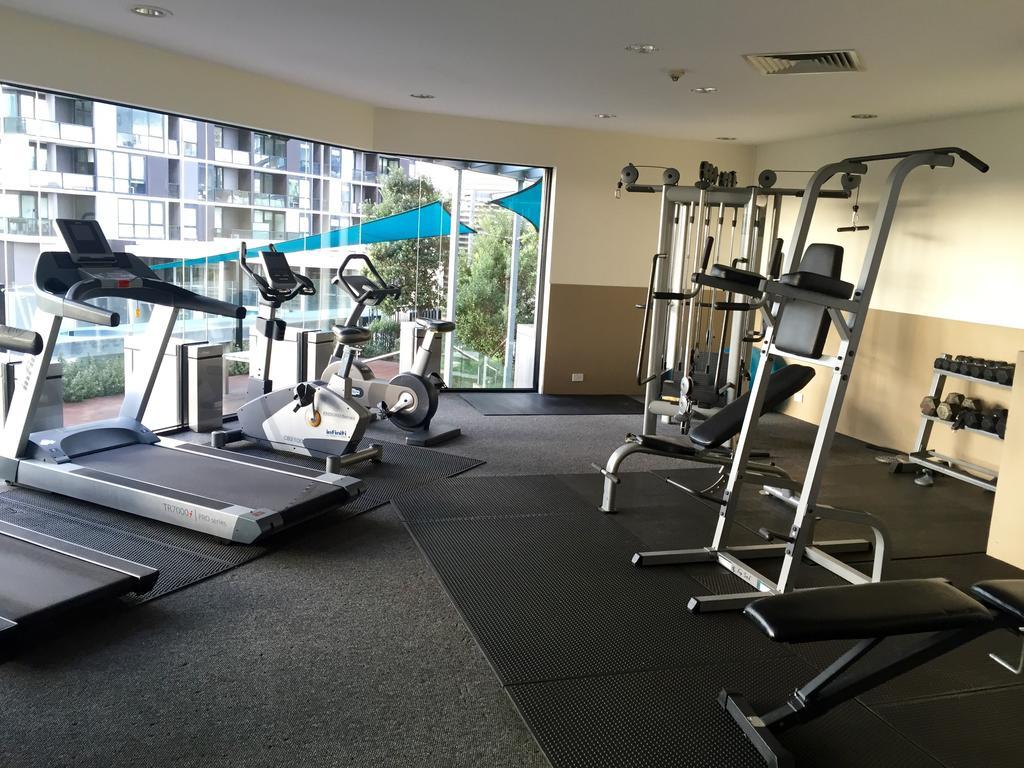 Harbour Escape Apartments Docklands Мельбурн Экстерьер фото