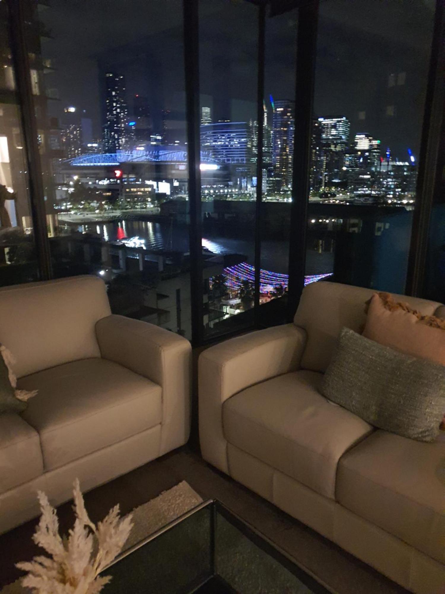 Harbour Escape Apartments Docklands Мельбурн Экстерьер фото