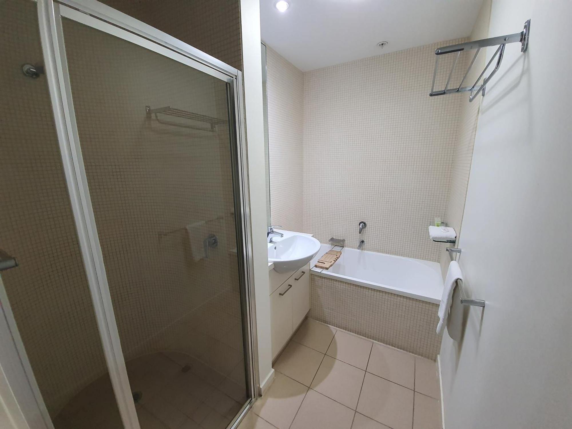 Harbour Escape Apartments Docklands Мельбурн Экстерьер фото