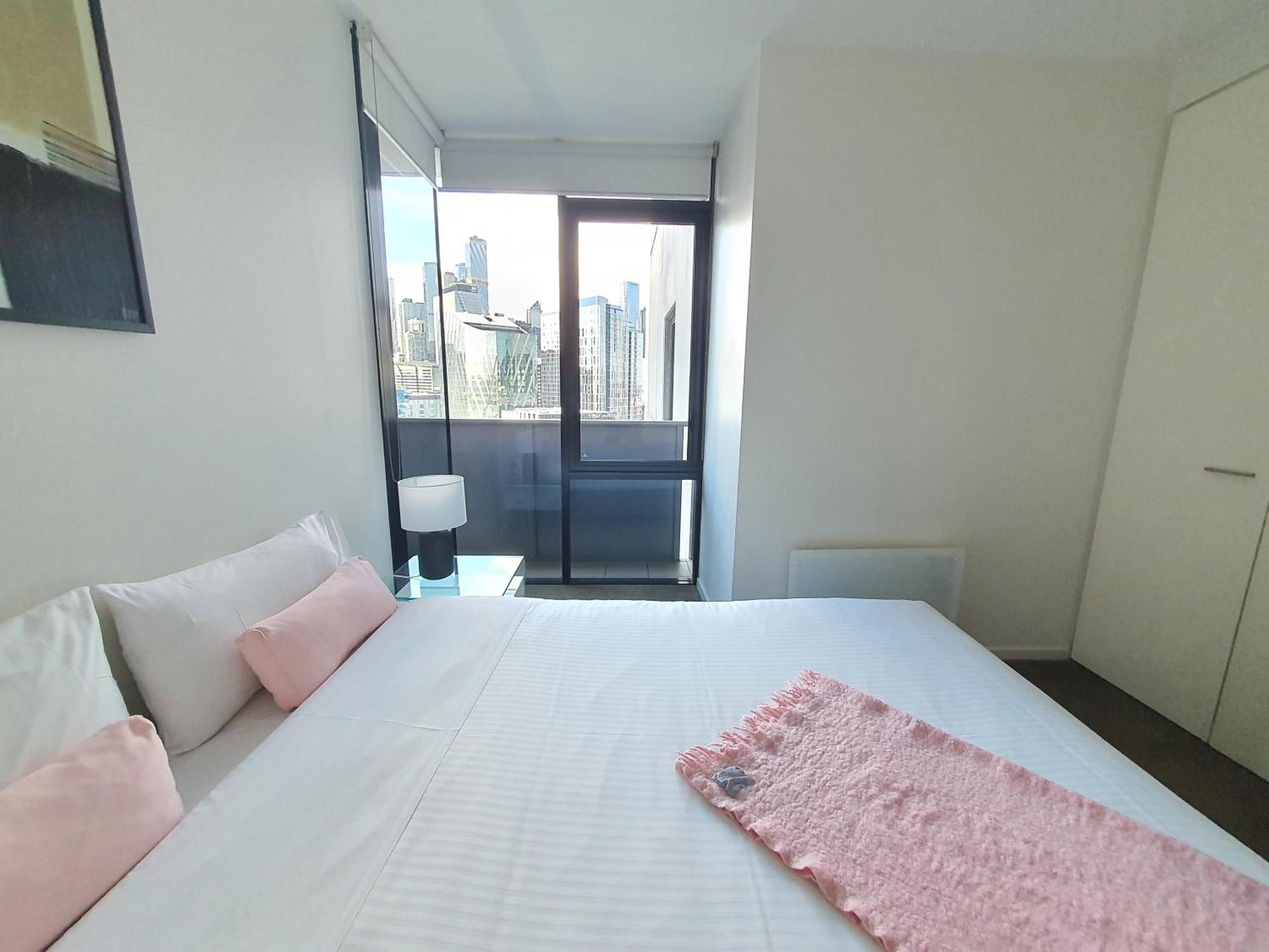 Harbour Escape Apartments Docklands Мельбурн Экстерьер фото