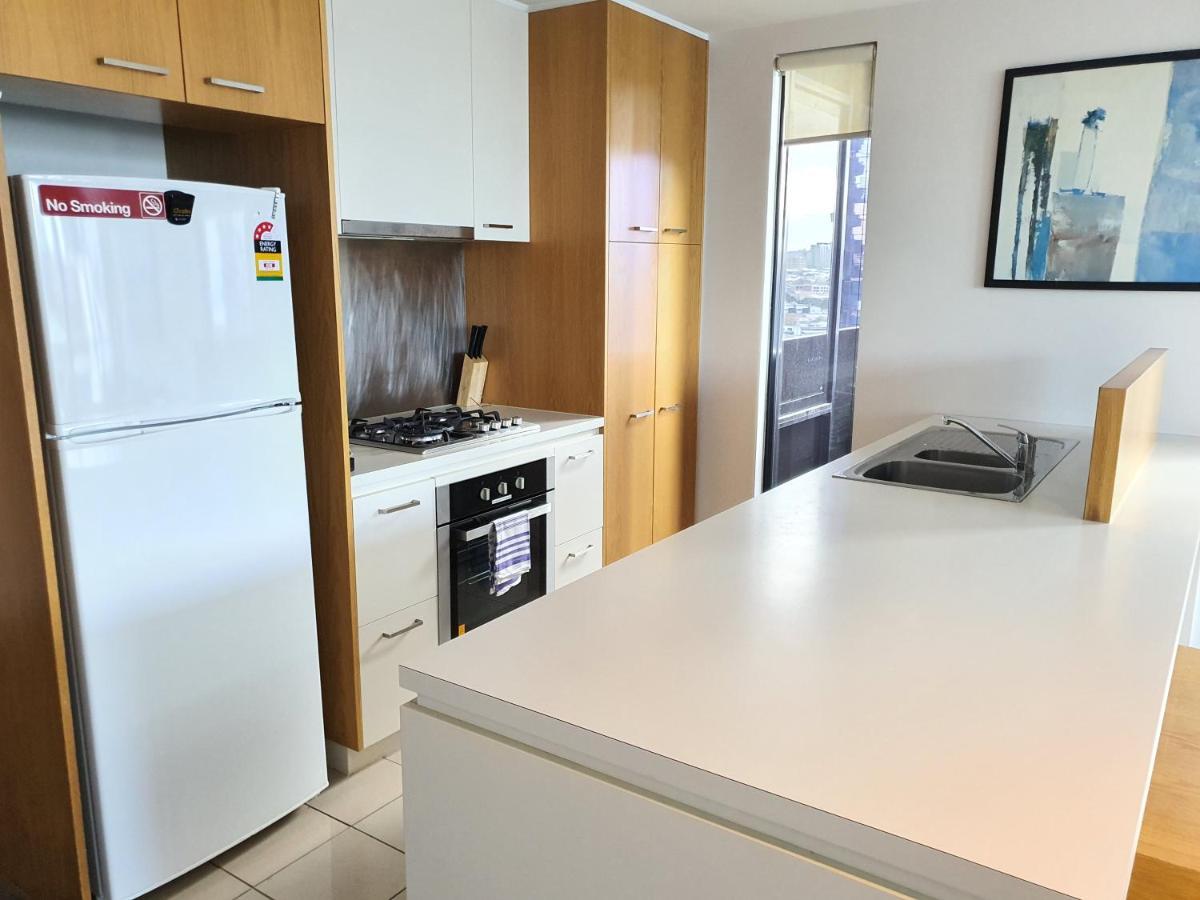 Harbour Escape Apartments Docklands Мельбурн Экстерьер фото