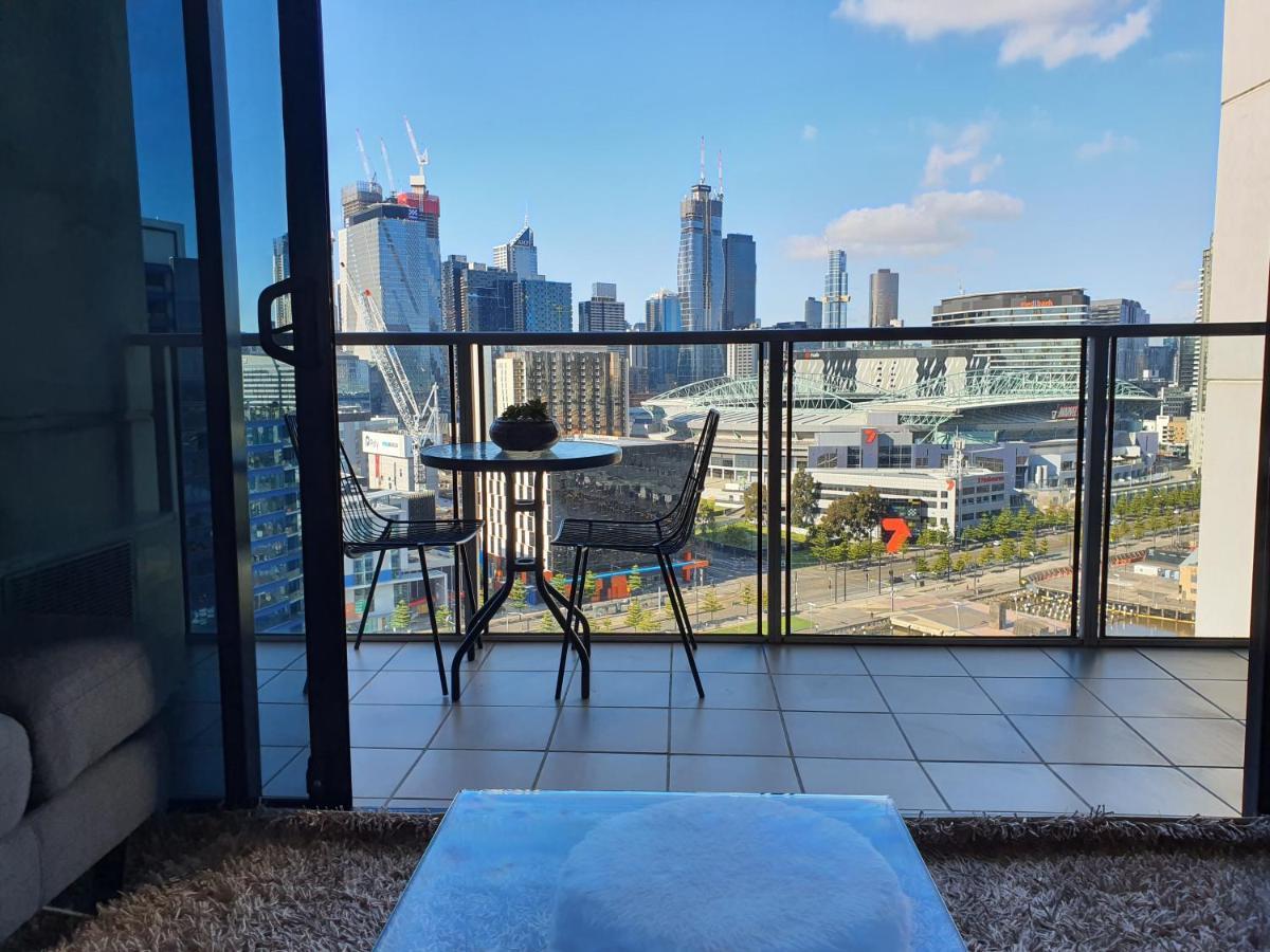 Harbour Escape Apartments Docklands Мельбурн Экстерьер фото